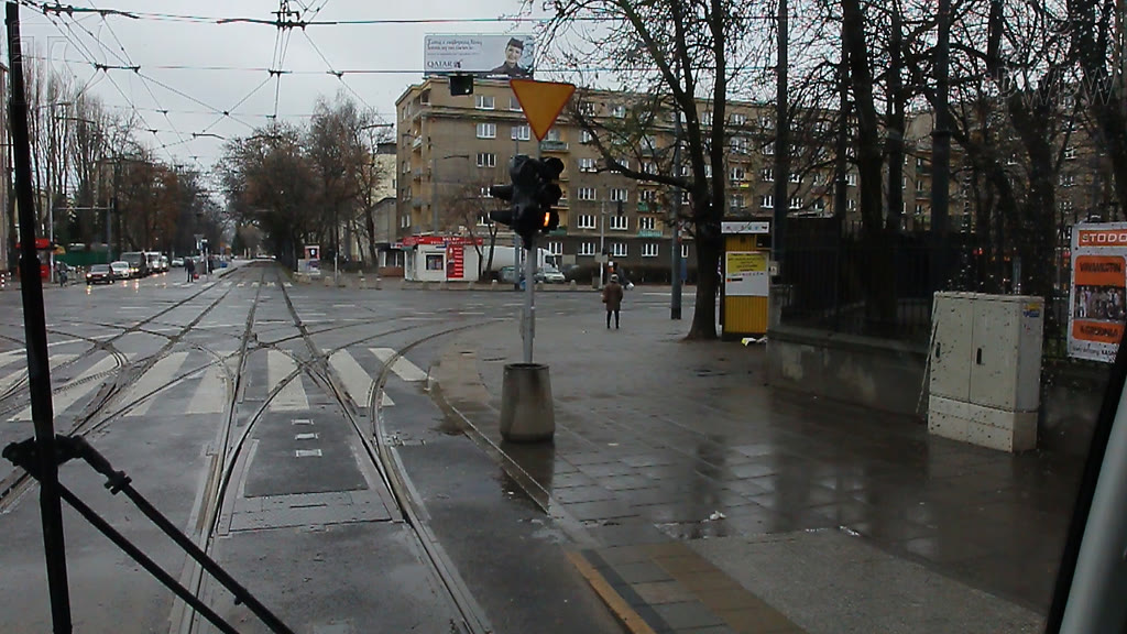 Question illustration: In this situation, are you obliged to adhere to the "give way" sign?