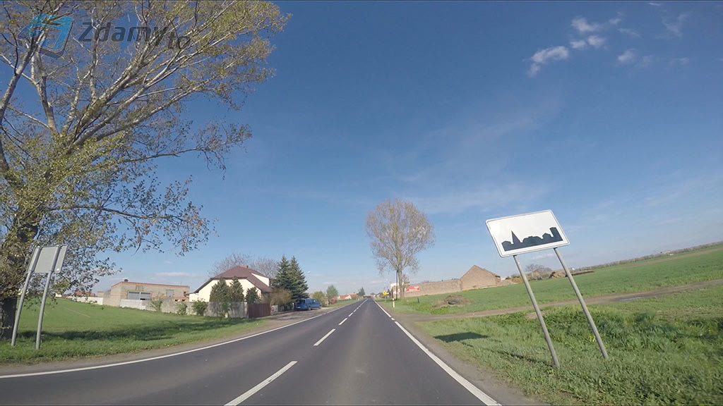 Question illustration: Does the 50 km/h speed limit apply 24 hours a day in built-up areas?