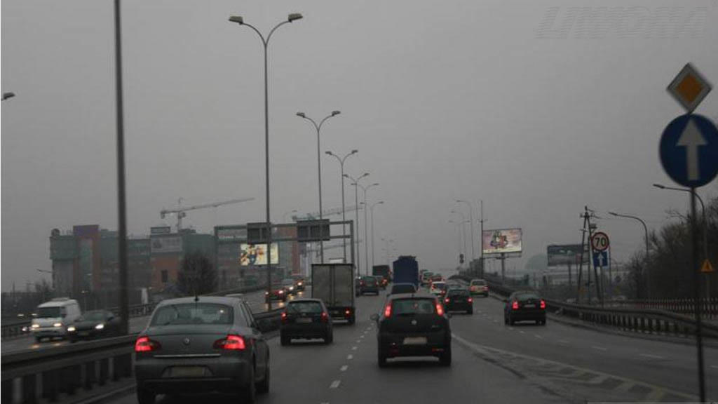Bild zur Frage: Befinden Sie sich hier auf einer Vorfahrtsstraße?