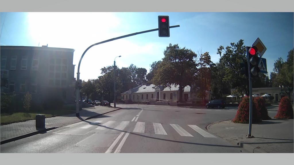 Bild zur Frage: Nachdem Grün kommt, gliedern Sie sich in den Verkehr ein?