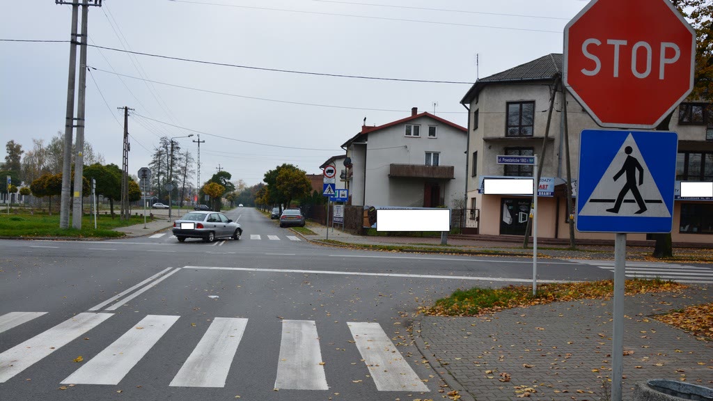 Question illustration: Are you always obliged to stop before the designated line prior to entering the visible intersection?