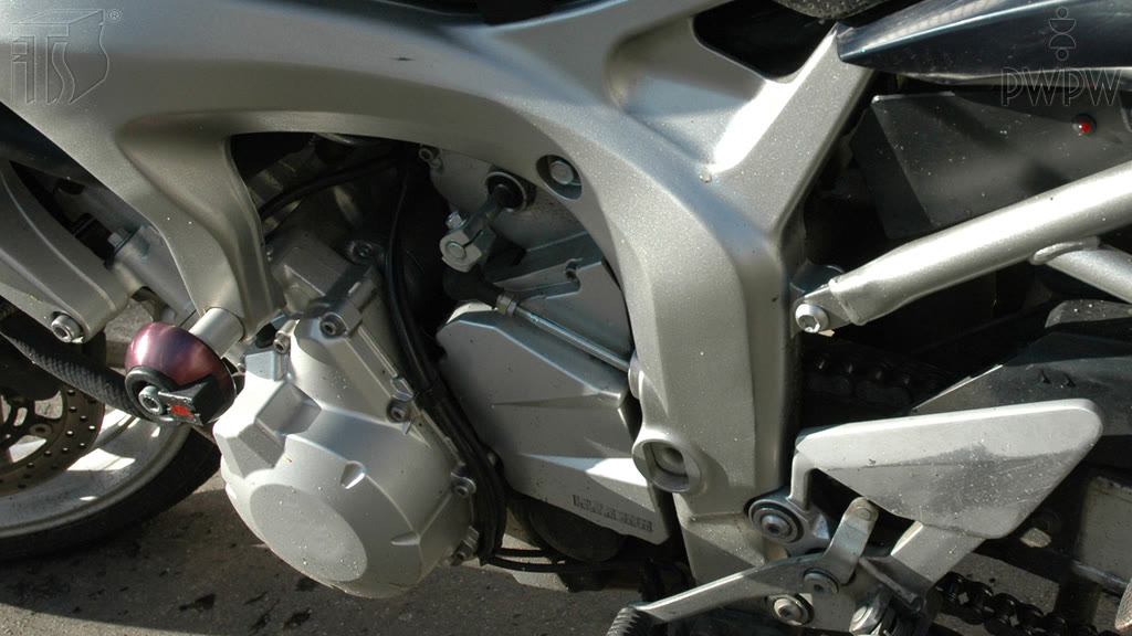 Question illustration: What's the maximum displacement of the engine of a motorcycle that you can ride holding an A1-category driving licence?