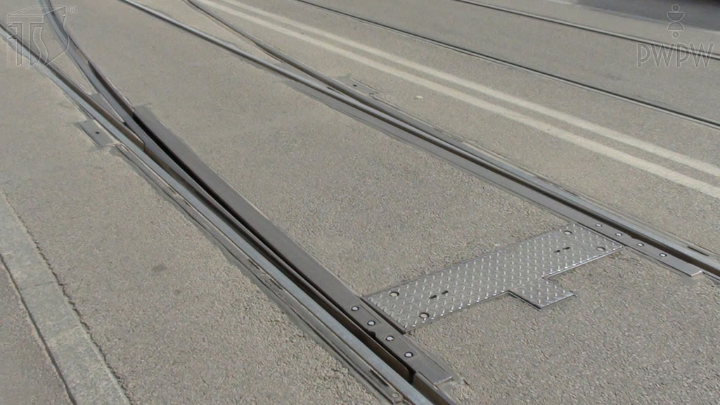 Question illustration: Which railroad switch is responsible when driving on/under the switch points?