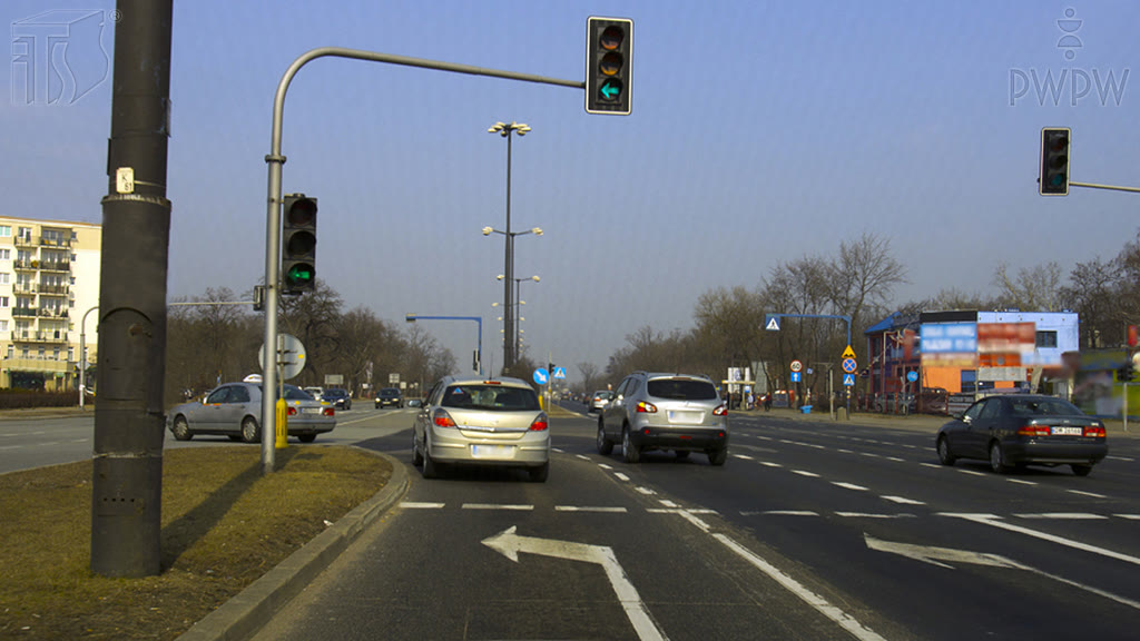 Question illustration: Are you allowed to make a U-turn from the lane you are taking?