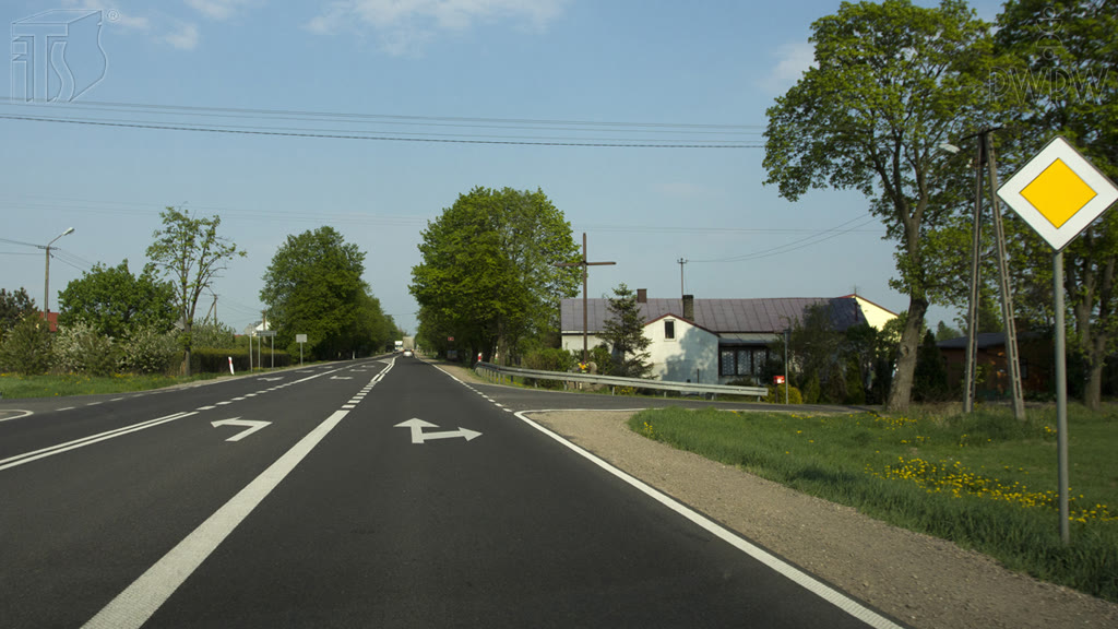 Question illustration: Does this sign indicate that the road you are taking is a minor road?