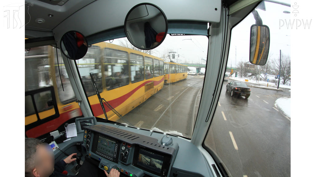 Question illustration: Can the increase in speed have an impact on the perception of the tram driver?