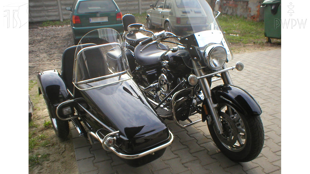 Question illustration: When you ride a motorcycle with a side car, can you carry a passenger who has consumed alcohol?